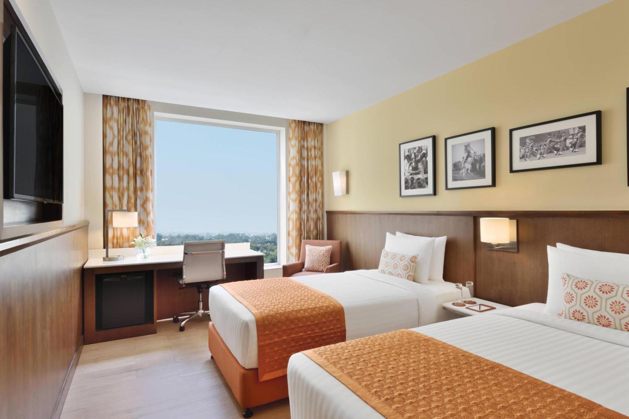 Fairfield By Marriott होटल 4*